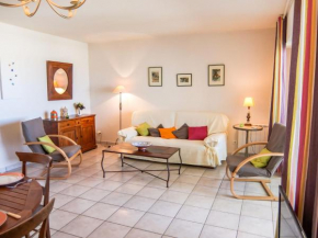 Отель Apartment Les Flots Cypriano  Сен-Сиприен Пляж